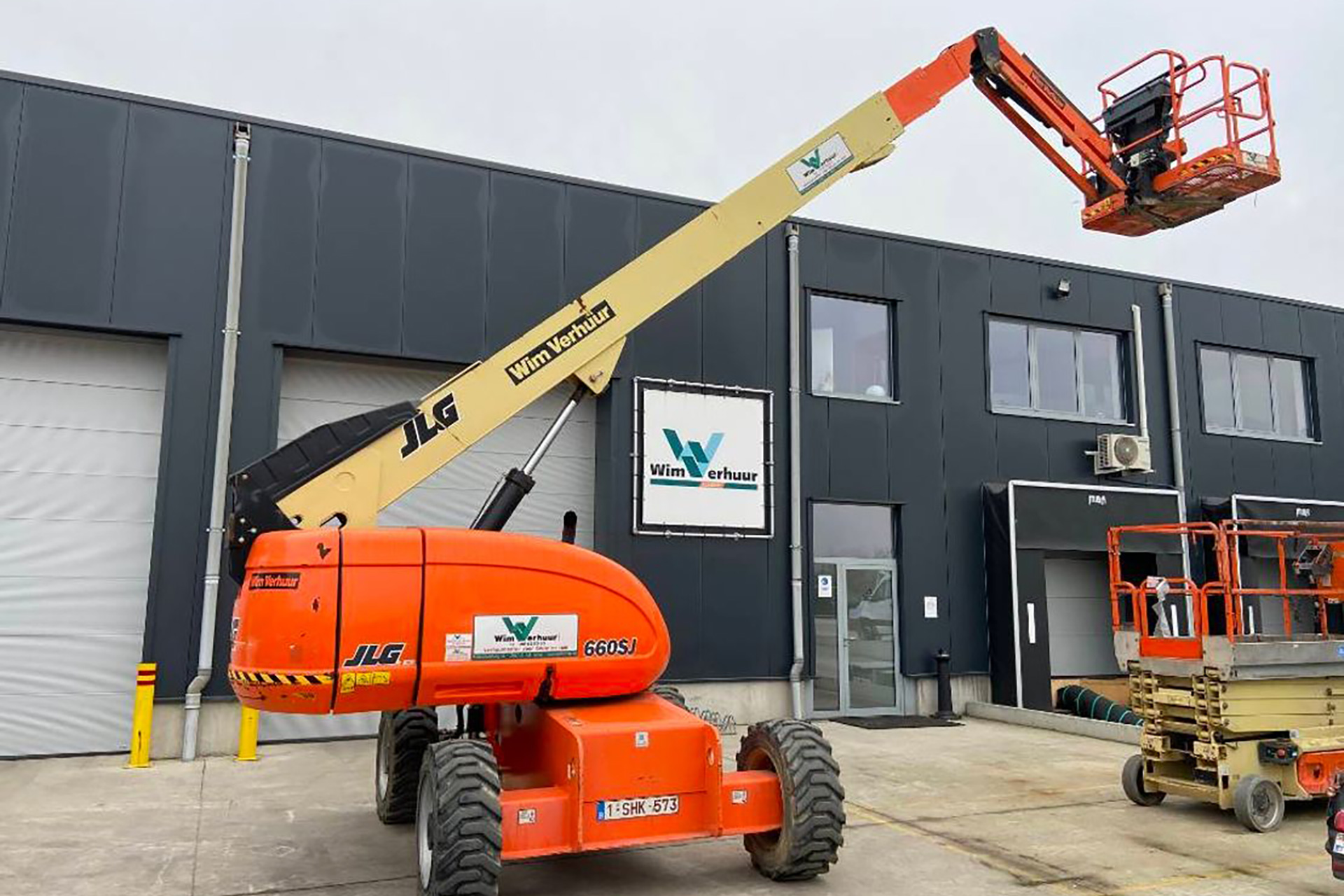 Man Lift / Scissors Lift (Aerial Work Platform) JLG Training and Man Lift / Scissors Lift (Aerial Work Platform) JLG Training and